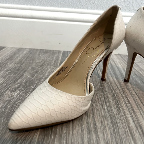 Jessica Simpson Shoes Faux Snakeskin white pointed toe heels pumps stiletto W7.5 - Picture 6 of 10